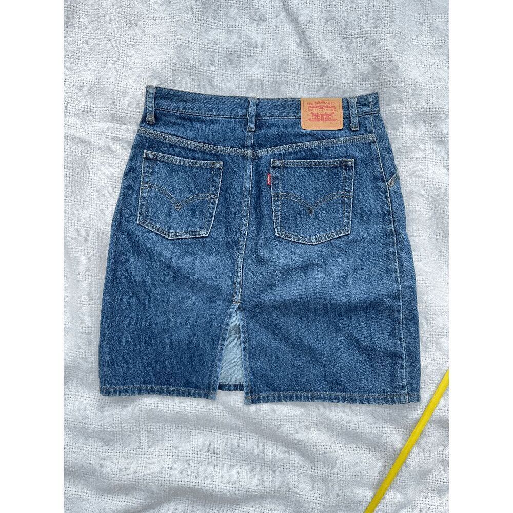 Levi's 2002 Made in Hong Kong Denim Mini Skirt Y2K Americana Size 10
